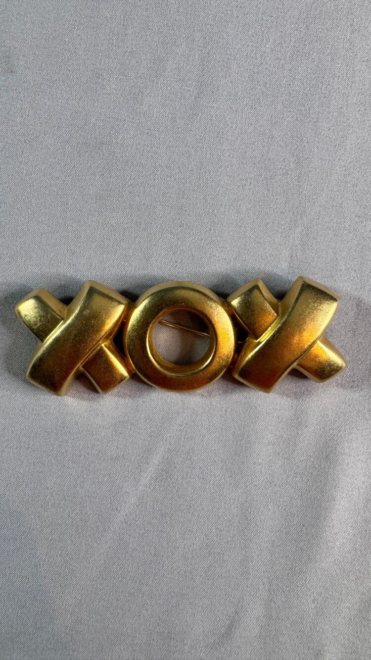 Vintage Erwin Pearl E Pearl XOX Hugs Kisses Gold Tone Brooch Pin 3" Signed